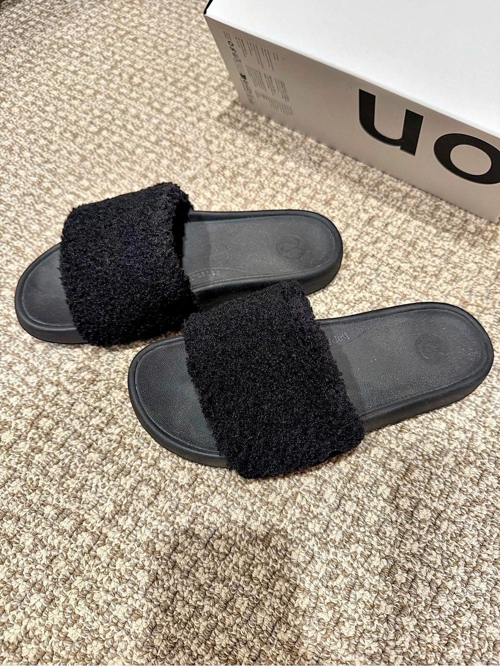 lululemon Restfeel Slide *Fleece Slides Black US 7